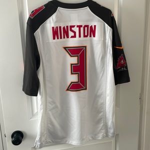 Buccaneers Winston jersey medium
